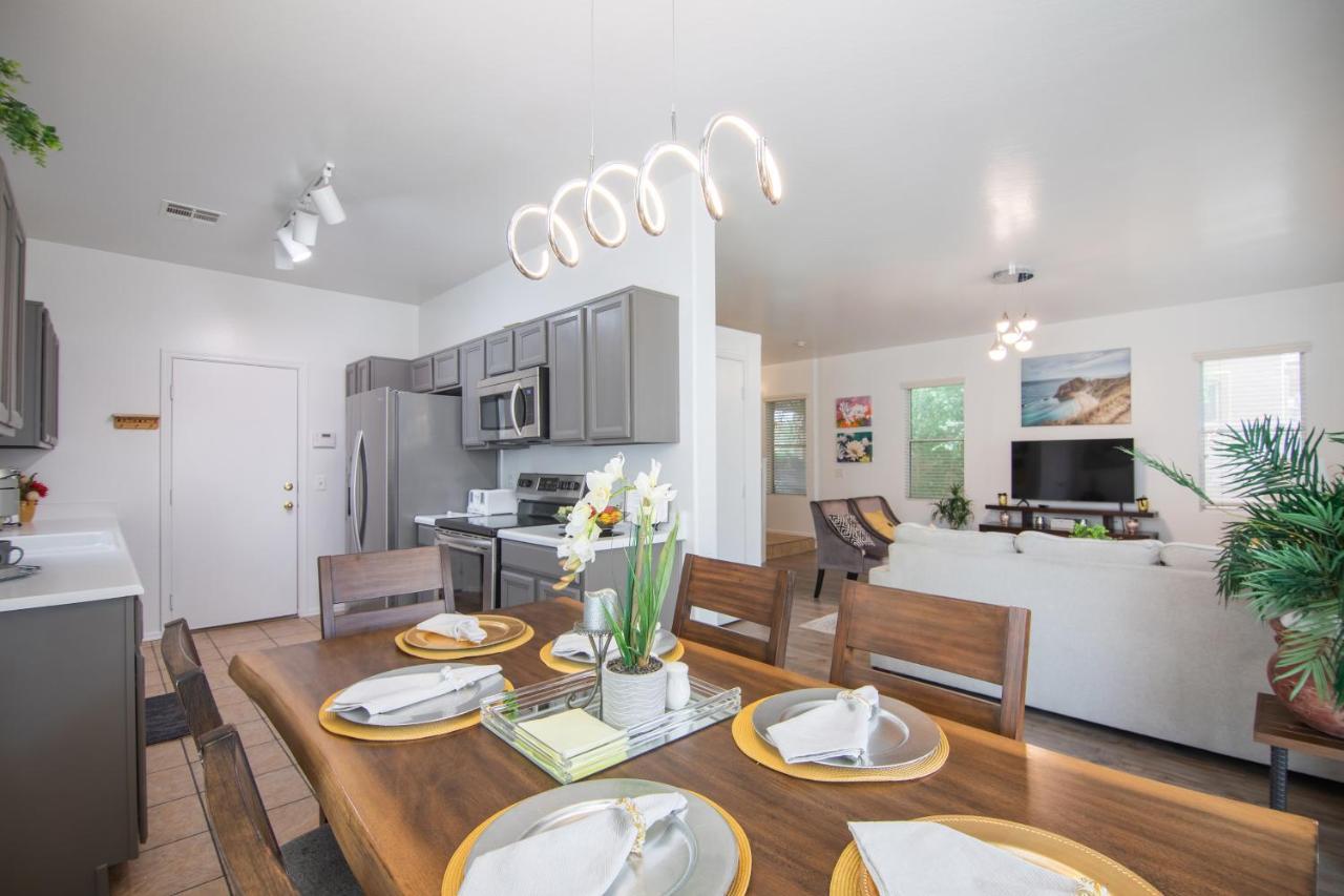 Stylish Home Phoenix - Low Rates Now! Esterno foto