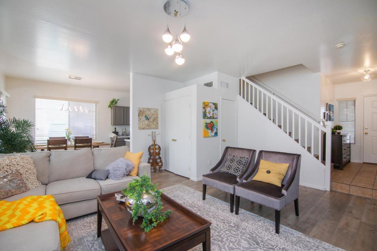 Stylish Home Phoenix - Low Rates Now! Esterno foto