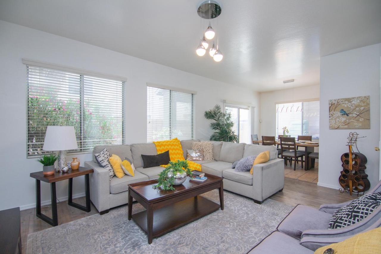 Stylish Home Phoenix - Low Rates Now! Esterno foto