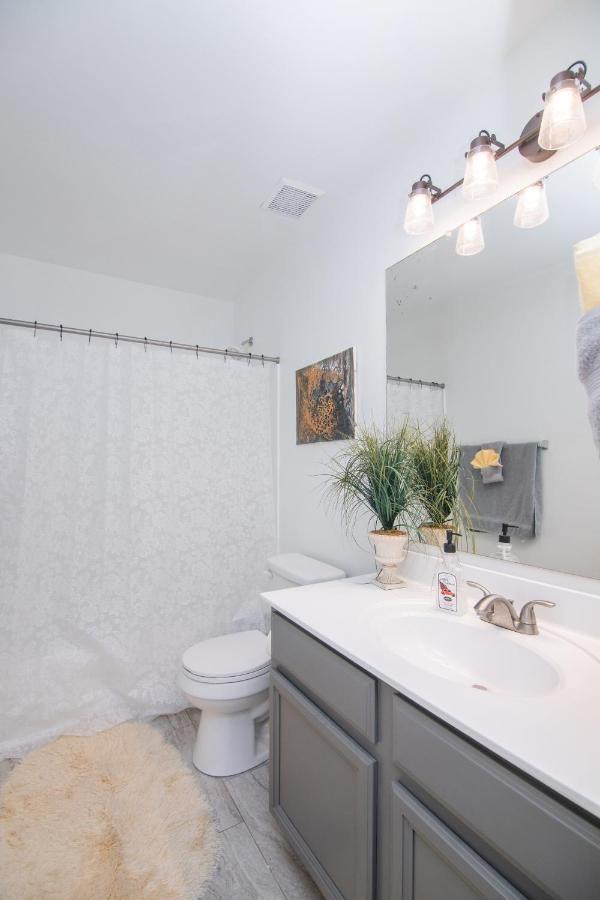 Stylish Home Phoenix - Low Rates Now! Esterno foto